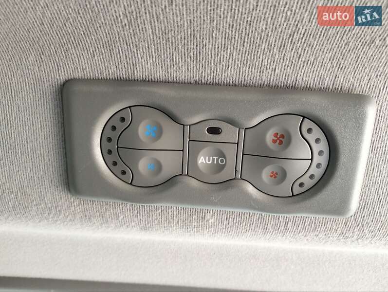 Минивэн Renault Trafic 2011 в Ивано-Франковске