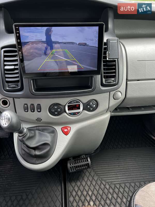 Мінівен Renault Trafic 2011 в Дніпрі фото 10 Мінівен Renault Trafic 2011 в Дніпрі