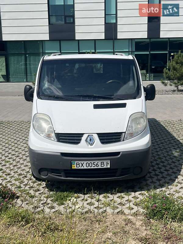 Минивэн Renault Trafic 2008 в Хмельницком