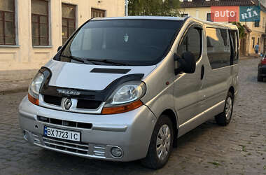 Мінівен Renault Trafic 2005 в Кам'янець-Подільському
