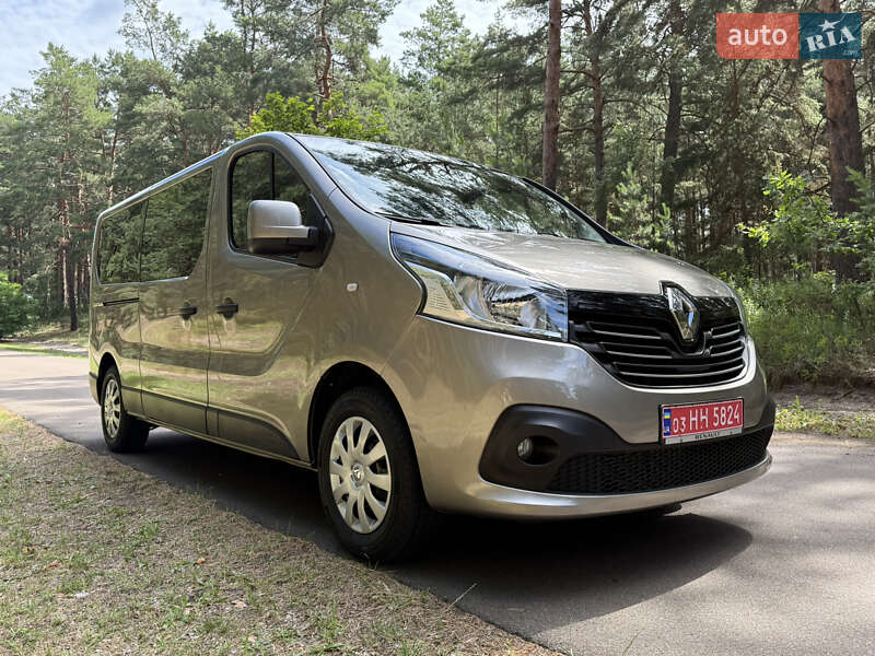 Минивэн Renault Trafic 2018 в Киеве