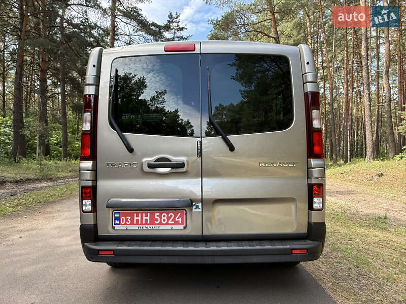Минивэн Renault Trafic 2018 в Киеве
