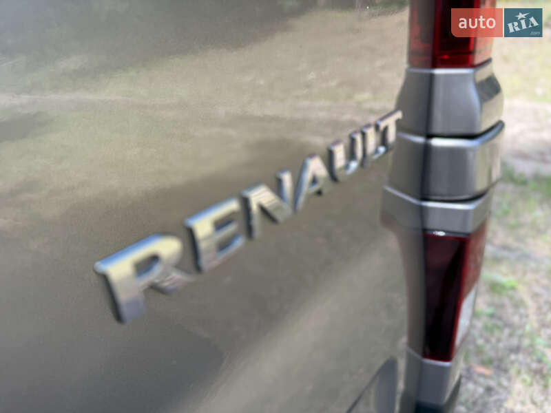 Минивэн Renault Trafic 2018 в Киеве