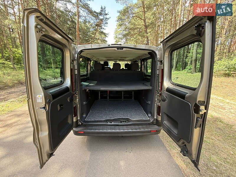 Минивэн Renault Trafic 2018 в Киеве