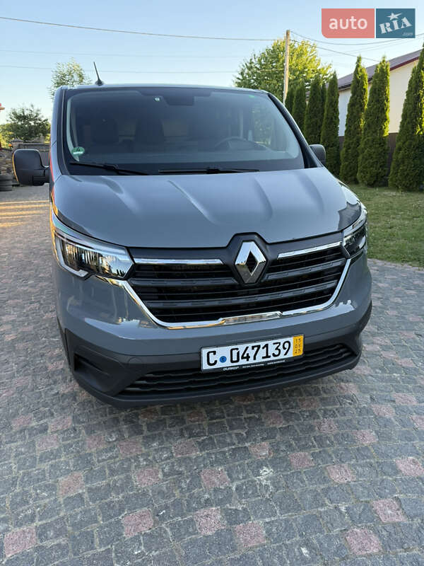 Renault Trafic 2023