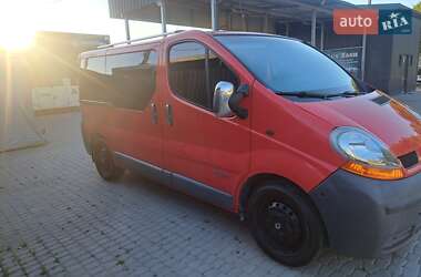 Мінівен Renault Trafic 2004 в 