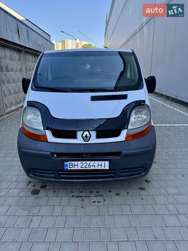 Минивэн Renault Trafic 2006 в Одессе