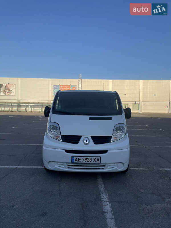 Грузовой фургон Renault Trafic 2014 в Запорожье