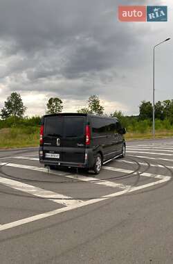 Минивэн Renault Trafic 2014 в 