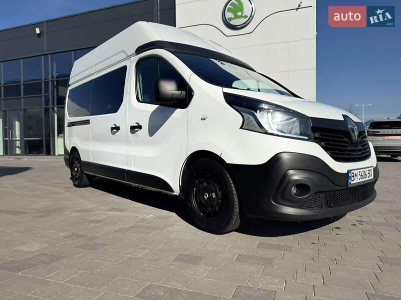 Минивэн Renault Trafic 2016 в Ивано-Франковске