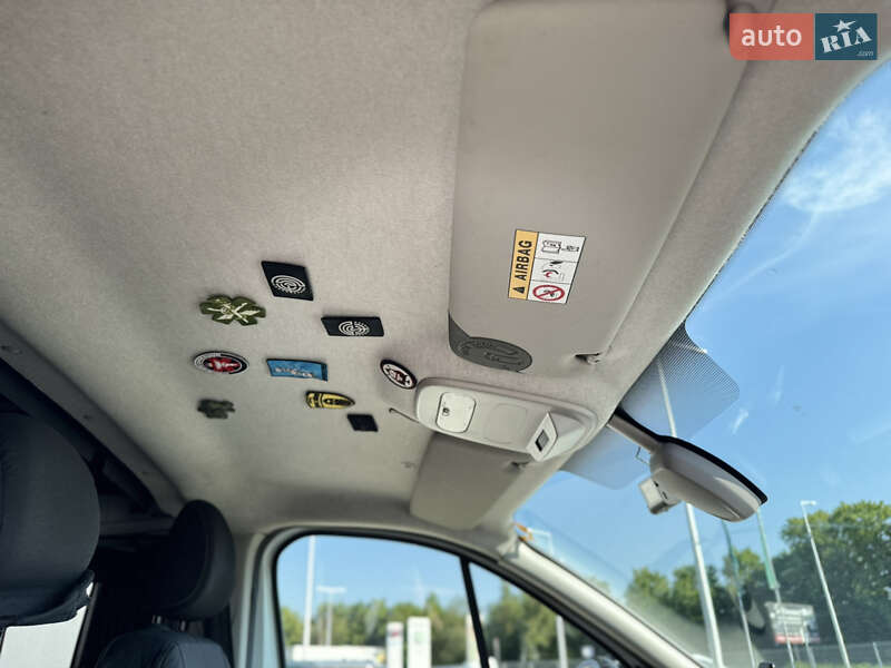 Минивэн Renault Trafic 2016 в Ивано-Франковске