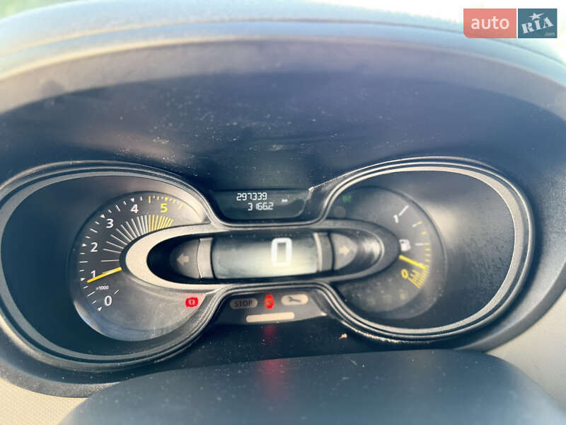 Минивэн Renault Trafic 2016 в Ивано-Франковске