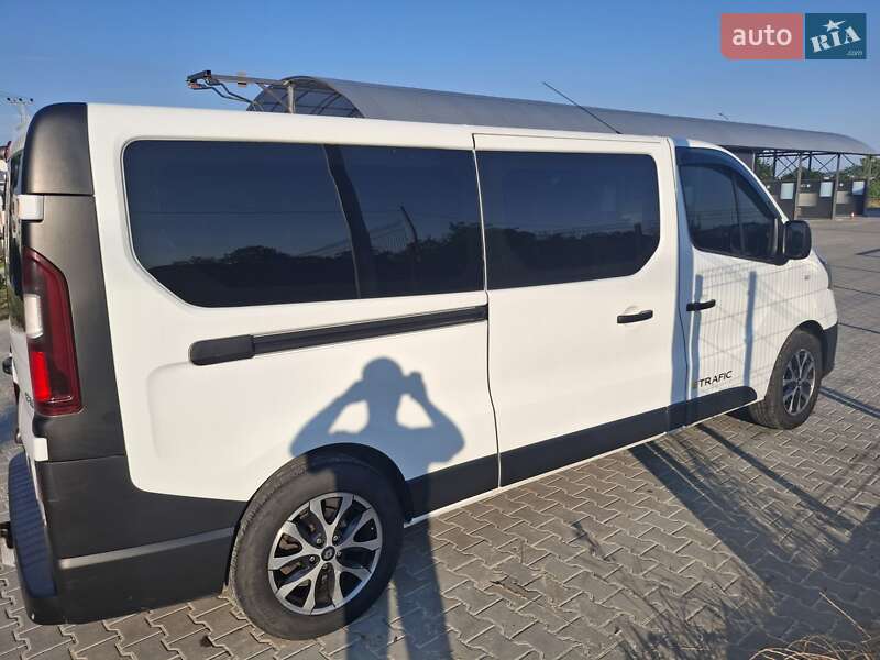 Минивэн Renault Trafic 2015 в Львове фото 3 Минивэн Renault Trafic 2015 в Львове