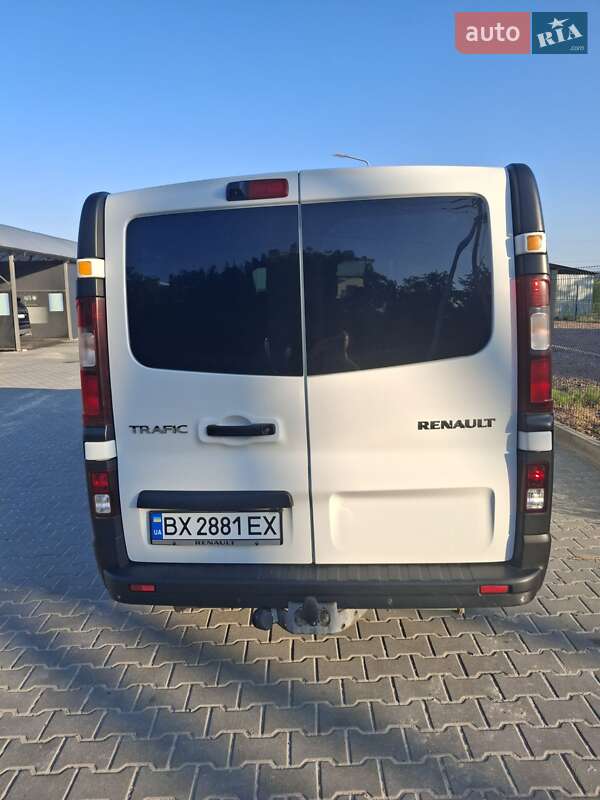 Минивэн Renault Trafic 2015 в Львове фото 11 Минивэн Renault Trafic 2015 в Львове