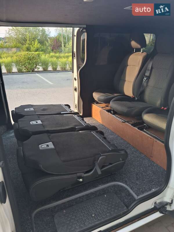 Минивэн Renault Trafic 2015 в Львове фото 25 Минивэн Renault Trafic 2015 в Львове