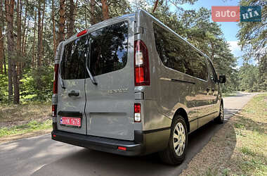 Минивэн Renault Trafic 2017 в 