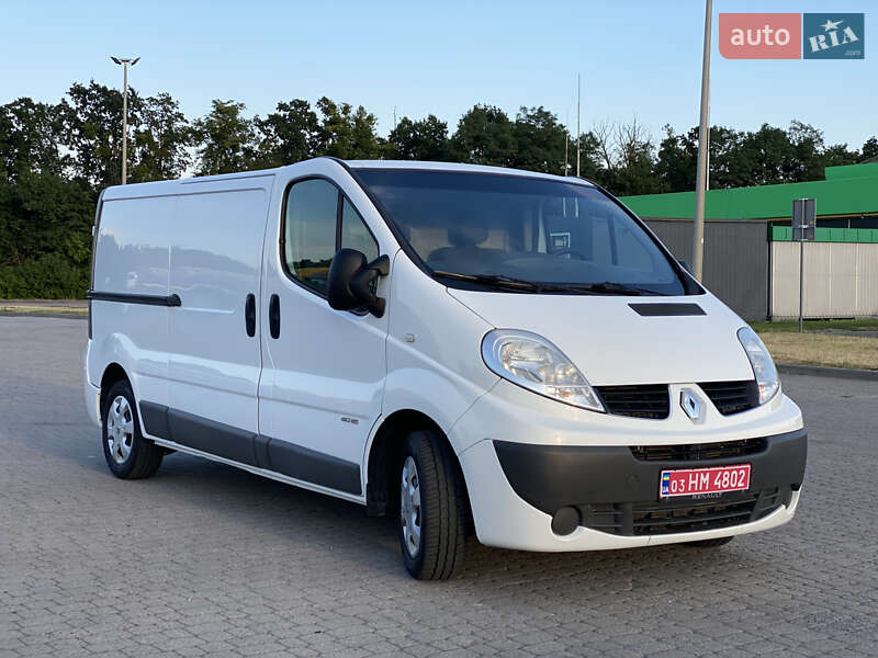 Грузовой фургон Renault Trafic 2013 в Радивилове