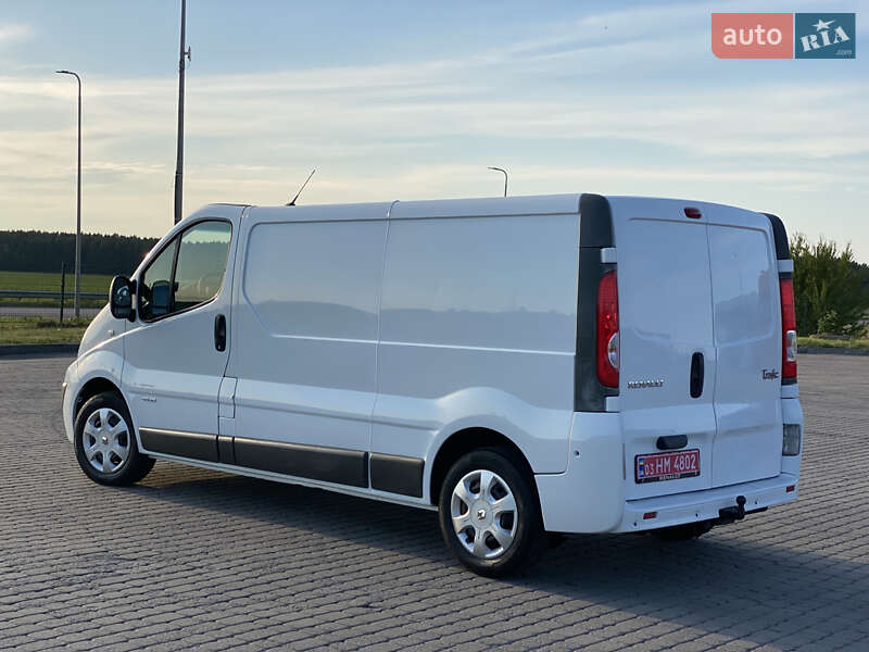 Грузовой фургон Renault Trafic 2013 в Радивилове