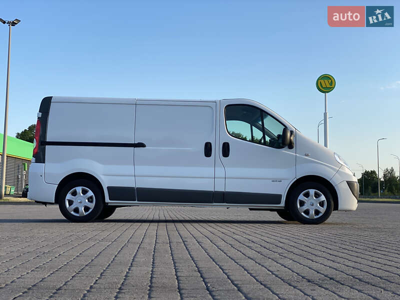Грузовой фургон Renault Trafic 2013 в Радивилове