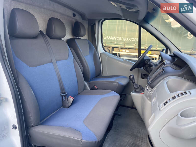 Грузовой фургон Renault Trafic 2013 в Радивилове