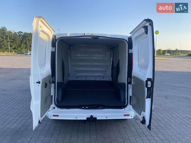 Грузовой фургон Renault Trafic 2013 в Радивилове