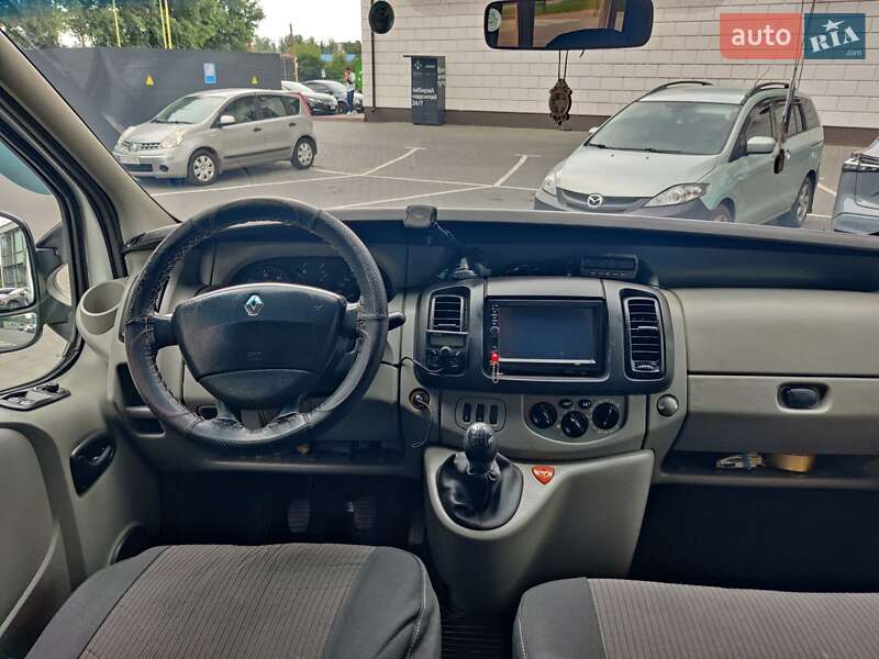 Минивэн Renault Trafic 2002 в Хмельницком