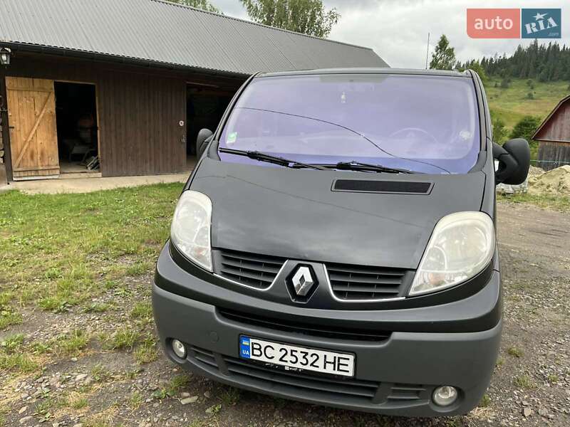 Renault Trafic 2011