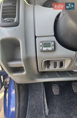 Минивэн Renault Trafic 2009 в 