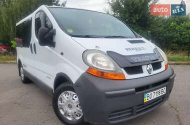 Минивэн Renault Trafic 2004 в 
