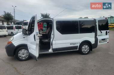 Минивэн Renault Trafic 2004 в 