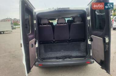 Минивэн Renault Trafic 2004 в 