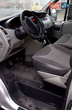 Грузовой фургон Renault Trafic 2013 в 