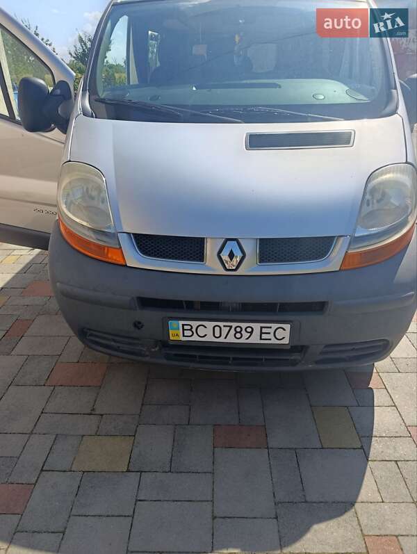 Renault Trafic 2004