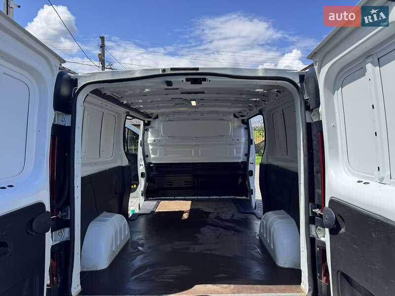 Грузовой фургон Renault Trafic 2019 в Львове