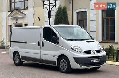 Вантажний фургон Renault Trafic 2014 в Радивиліві