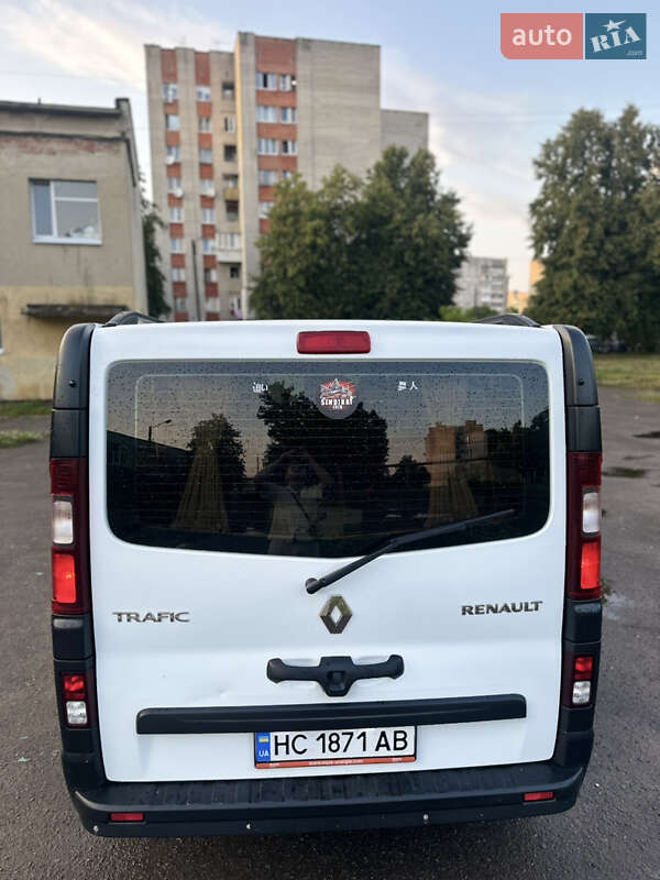 Минивэн Renault Trafic 2015 в Львове фото 9 Минивэн Renault Trafic 2015 в Львове