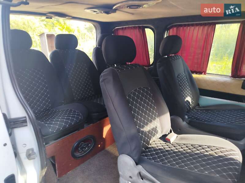 Минивэн Renault Trafic 2005 в Ивано-Франковске фото 7 Минивэн Renault Trafic 2005 в Ивано-Франковске