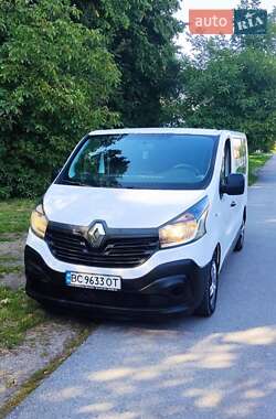 Минивэн Renault Trafic 2016 в 