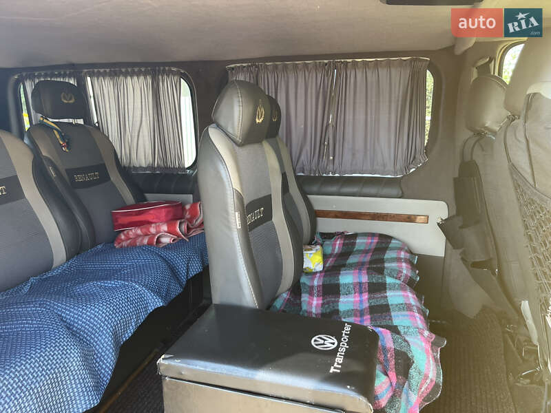 Минивэн Renault Trafic 2005 в Глухове