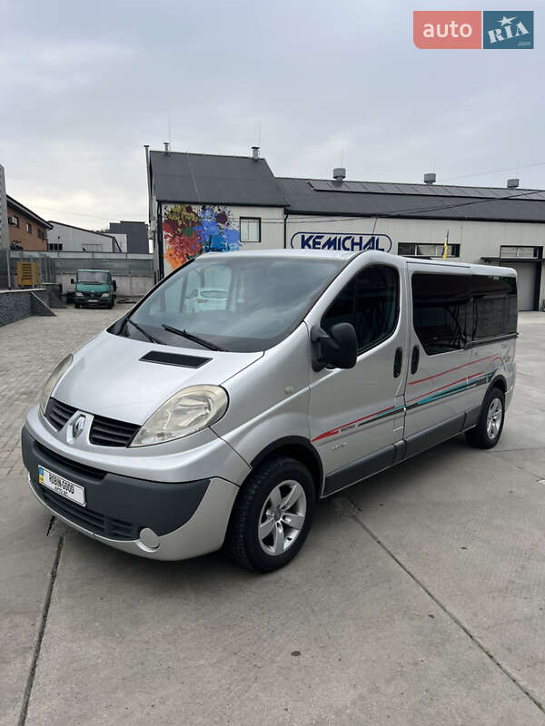 Renault Trafic 2012