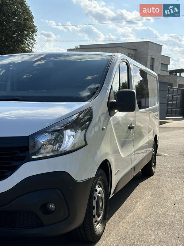 Мінівен Renault Trafic 2015 в Білій Церкві