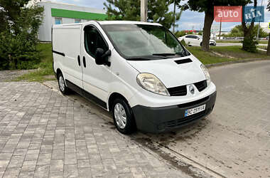 Вантажний фургон Renault Trafic 2009 в Львові