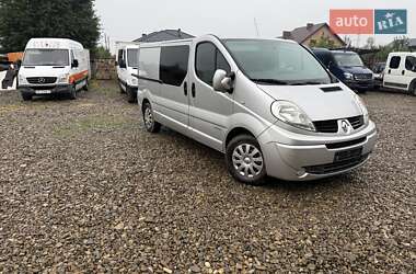 Вантажопасажирський фургон Renault Trafic 2012 в Стрию