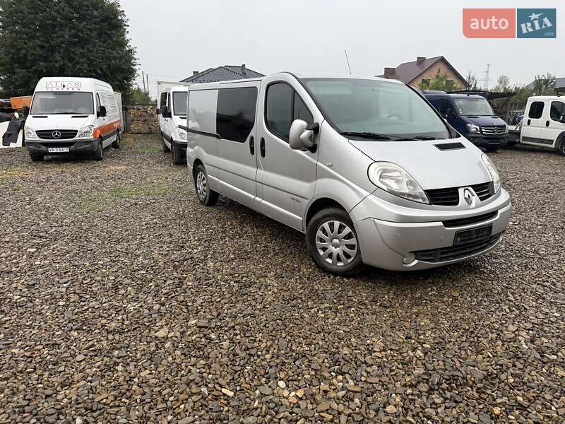 Renault Trafic 2012