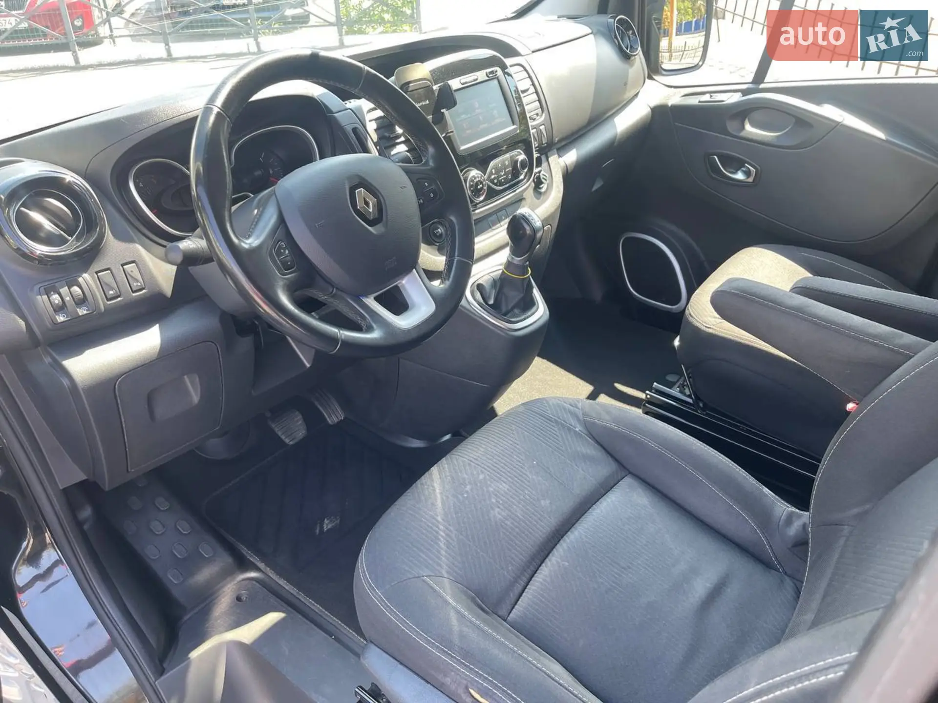 2019 Renault Trafic - мініатюра 25