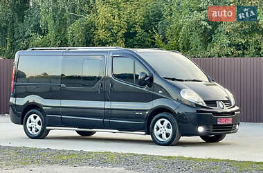 Минивэн Renault Trafic 2012 в Млинове