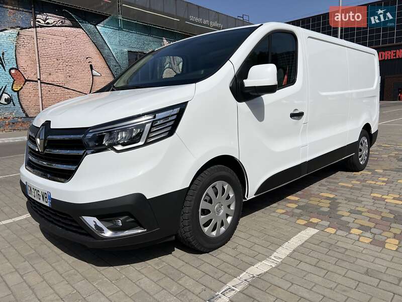 Renault Trafic 2023