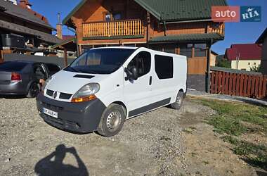 Мінівен Renault Trafic 2004 в Буковеле