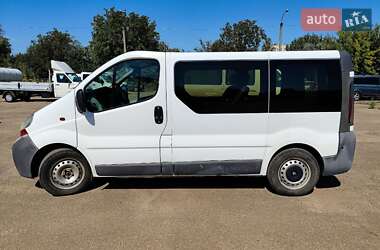 Мінівен Renault Trafic 2006 в Луцьку