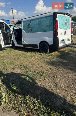 Грузовой фургон Renault Trafic 2001 в Гайвороне